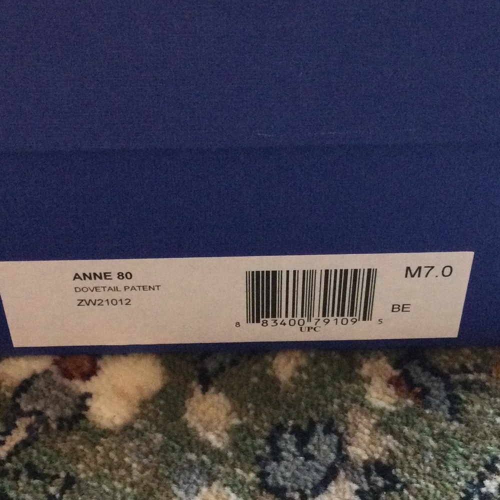 Stuart Weitzman Gray Women's Shoes - Picture 2 of 5